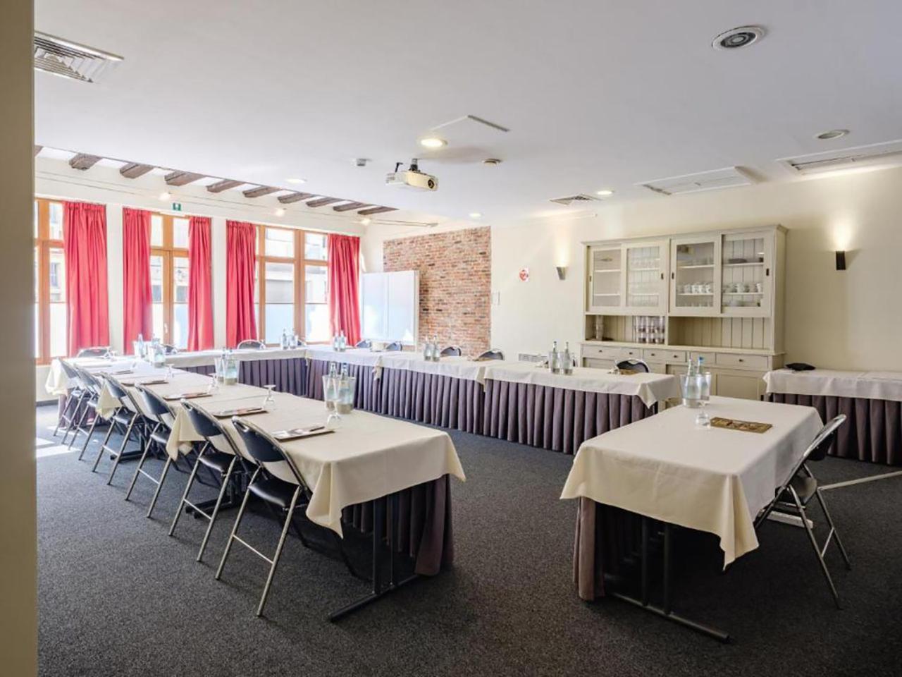Budget Rooms By Ghent River מראה חיצוני תמונה