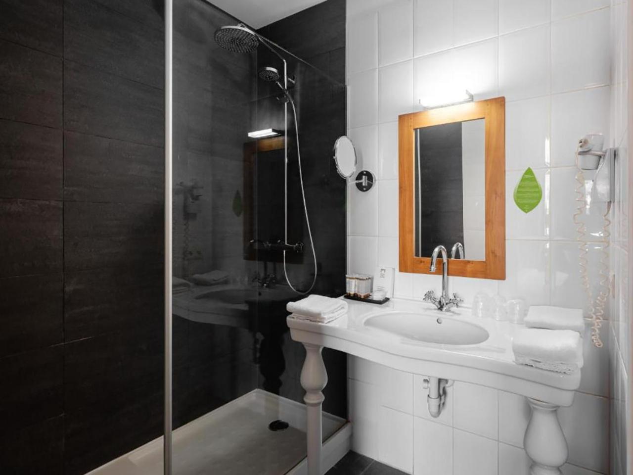Budget Rooms By Ghent River מראה חיצוני תמונה